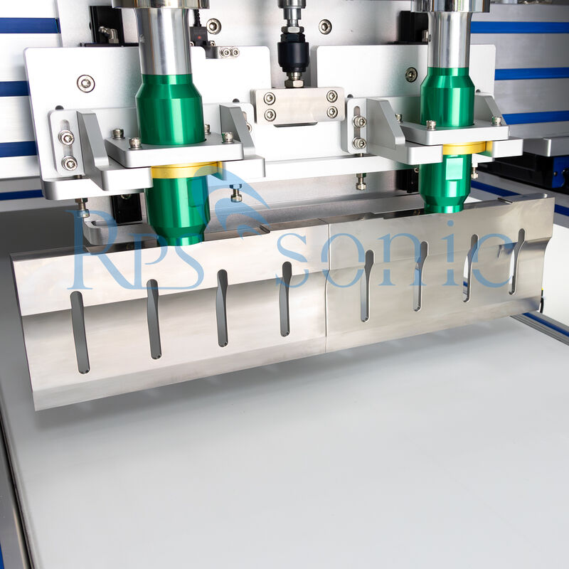Stable Performance Ultrasonic Cutting Device for Cake Cutting Featuring Wide Blade and Easy Operation for Bakery and Catering